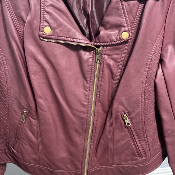 American Rag vegan leather jacket. - Picture 3 of 4